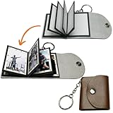 bild lederjacke 5. Wir bieten einzigartige Funktionen zur Personalisierung Ihres individuellen Fotoalbums/Schlüsselbunds. Nehmen Sie eine Sprachnachricht mit unserer QR-Code-Funktion auf, die für immer abgespielt werden kann. Diese schaffen ein unvergessliches Erlebnis und ein einzigartiges Geschenk für Ihren Lebensgefährten. 💌💬 Bestellen Sie jetzt und beginnen Sie noch heute mit der Gestaltung Ihres einzigartigen Geschenks.