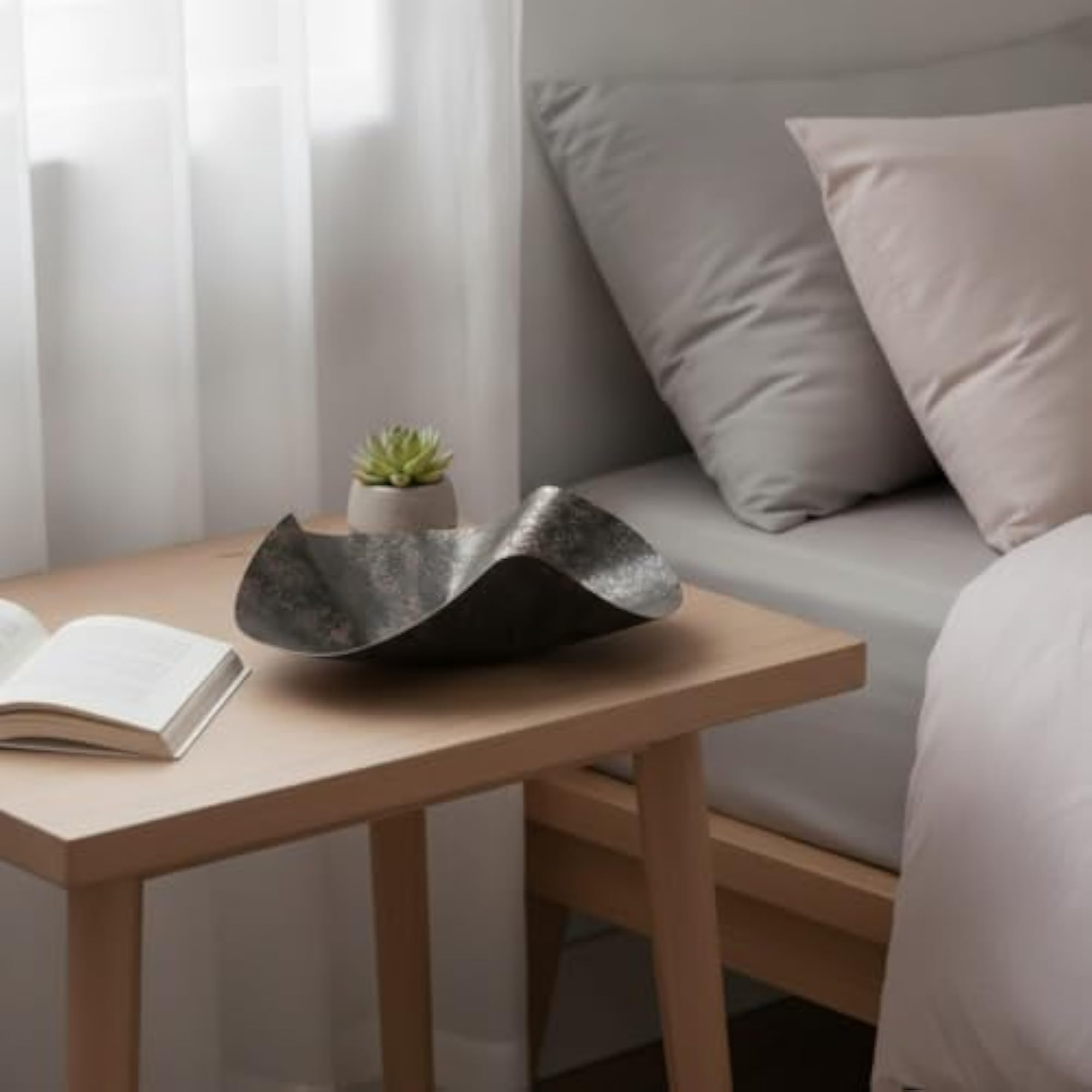 CLOVRIX® Sculptural Metal Tray with Wavy Edges