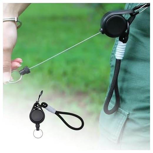 Snap Button Key Hooks for Secure Key Storage