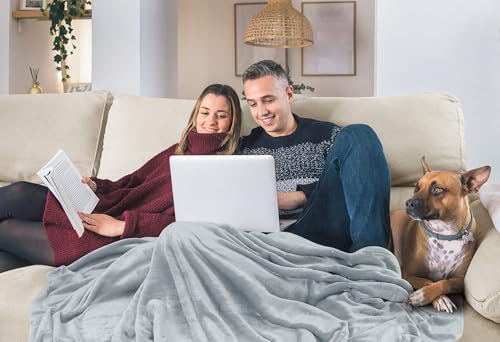 Image of Utopia Bedding Fleece Blanket King Size Light Grey (90x102 Inches) Ultra Soft Warm Lightweight Microfiber Breathable Anti-Static Cozy Bed Blanket, All-Season Home Decor Gift for Men & Women