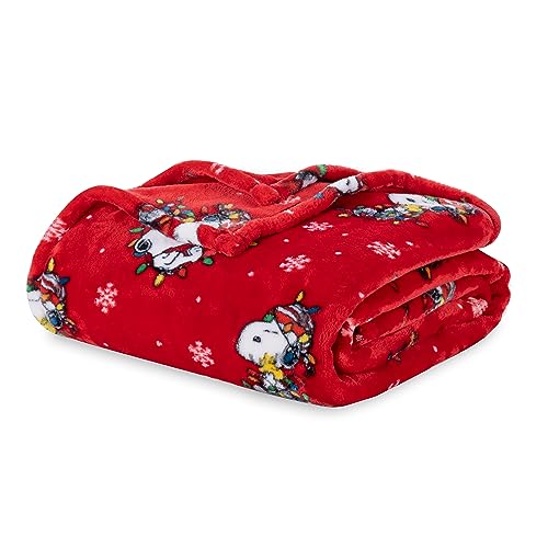 Berkshire Blanket Peanuts® VelvetLoft® Cute Character Snoopy Plush Blanket, Snoopy Loves Christmas Lights Red(60in x 70in)