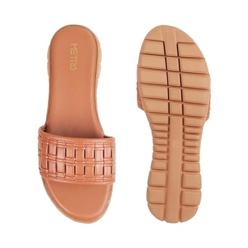 Image of Metro Women Synthetic Leather Comfort Slip-on Sandal