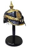 Farbe: Schwarz / Messing. Mittelalterlicher deutscher Pickelhauben-Lederhelm, WBrass Spike mit Holzständer