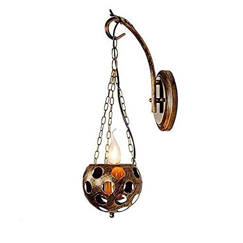 Chandelier E14 vintage résistant pour illuminer une table de ferme