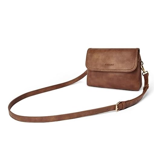 17+ Fall Outfit Ideas for Women That Always Look Stylish Leather crossbody bag