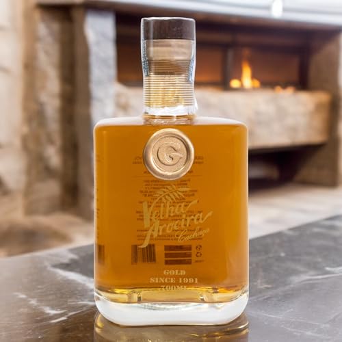 Cachaça Gold 6 Anos Velha Aroeira, 700 ml, 40% Teor Alcoólico, Envelhecida em Carvalho Francês, Dest