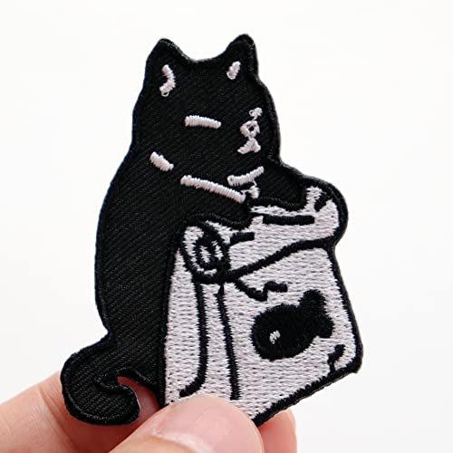 ワッペン 猫とエサ袋 アイロン接着 かわいいネコの刺繍パッ