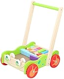 Carrera trasera: tu pequeño puede correr detrás de esta colorida carretilla de madera de Marionette Toys