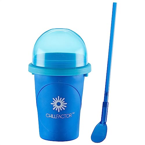 BANDAI   CHILLFACTOR CO08007 Color Azul – Juguete de Cocina   Máquina de Granizado con Vaso Reutilizable y Pajita, Juguete Familiar. Perfecto para Regalos.