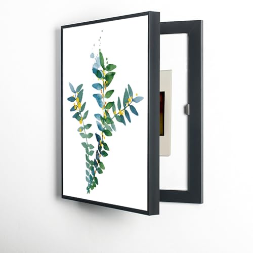 Armoire électrique cachée astucieusement par un couvercle de boîte à fusibles décoratif