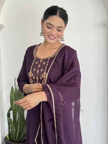 Image of Alvami Women's Silk Solid Regular Kurta Set