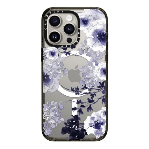 Coque iPhone 15 Pro Max fleurie CASETiFY idéale pour illuminer vos journées de travail