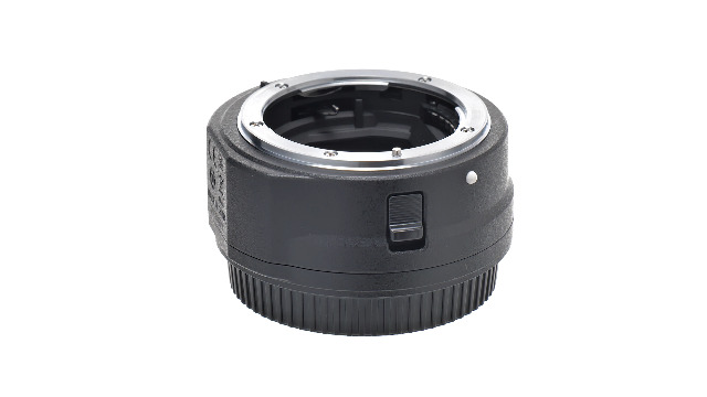 Nikon FTZ II - Adapter obiektywu F-Mount w kamerach Z-Mount