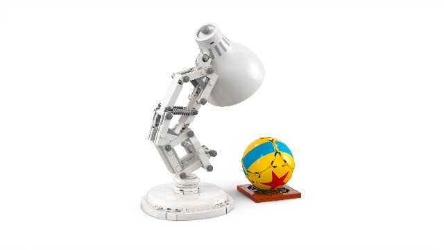 LEGO Ideas | Disney Pixar Luxo Jr. Buildable Display Model 21357