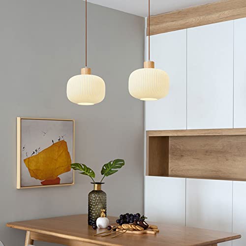 Lámpara medieval de madera contra la iluminación fría en dormitorios modernos 4