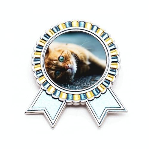 Pin's chat aux yeux bleus en métal M parfait pour personnaliser votre veste en jean