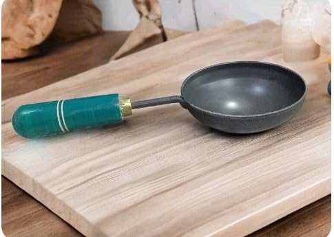 Madhura eStores Iron Tadka Pan | Thalippu Karandi | Fry Pan with Wooden Handle, Dia 5 inches, Ht 2 inches, Wt 400 GMS