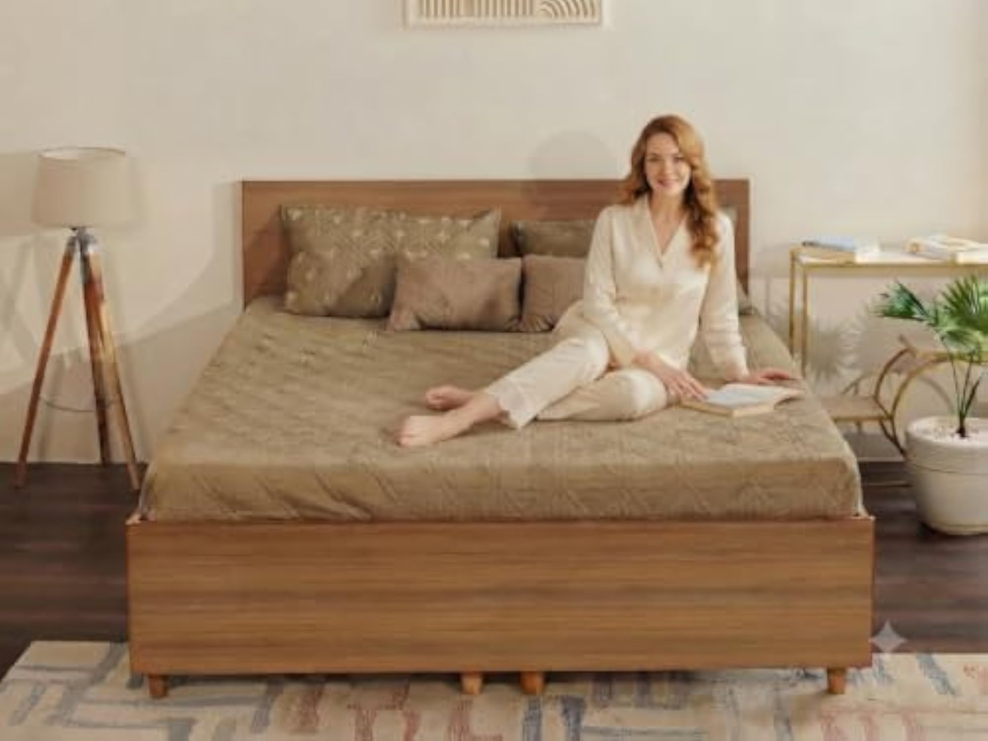 King Size Bed Cover with 2 Pillow Covers & 2 Decorative Cushion Covers