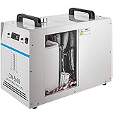 POWER COOLING: il refrigeratore d'acqua CW-5000 DG utilizza il refrigerante standard R410a per mantenere le macchine per il taglio e l'incisione laser fino a 150 W piacevoli e fresche durante l'uso; la sua portata di 10 l/min e il compressore da 0,93 CV possono raffreddare fino a 5186 BTU all'ora