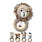 Sicher & Babyfreundlich – Der Holzring ist glatt geschliffen und speichelecht, die gehäkelte Oberfläche sorgt für ein angenehmes Gefühl – ideal für Neugeborene und Babys ab 0 Monaten.
