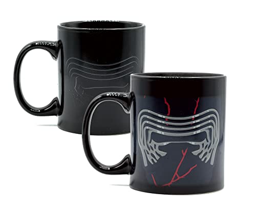 STAR WARS Episode 9: Rise of Skywlker Kylo Ren Heat Reveal Coffee Mug - 11 oz