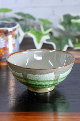和座の蔵 おしゃれ 茶碗 食器 九谷焼 ご飯茶碗 銀彩 グリーン 陶器 お茶碗 高級 ブランド 和食器 日本製 誕生日プレゼント 還暦祝い 古希祝い 喜寿祝い 米寿祝い ギフト