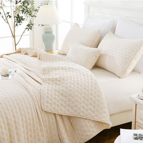 Cream Quilt Bedding Set with Pillow Shams, Breathable Lightweight...