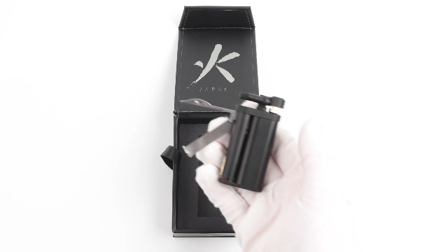 Amazon.com: Kiribi Tomo Japanese Lighter + Built-in Pick & Tamper