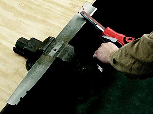 Bild 4 - Black+Decker Bandschleifer (Schleifmaschine für Holz, Metall, Stein, Gips und Kunststoff, Absaugvorrichtung, zum Schleifen, Feilen, Schärfen und Entrosten an schwer zugänglichen Stellen) KA902EK-QS