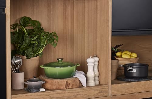 Image of Le Creuset Evo Oval Casserole 29 Cm-Bamboo Green