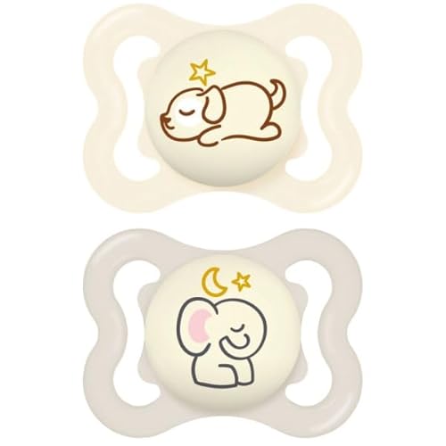 MAM | Supreme Night Schnuller 2-6 Monate (2 Stück) Zufällige Farbauswahl - Leuchtender Säuglingssauger aus Silikon - idealer Babyschnuller für eine gute Mundentwicklung