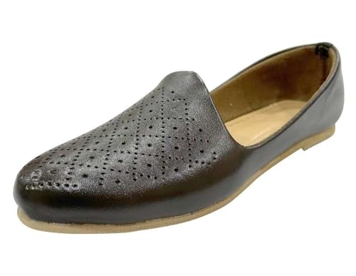 Image of Punjabi Mojaris Mens Shoes Cream Wedding for Groom,Traditional Indian Footwear Ethnic Peshawari Slippers