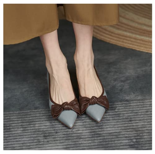 Sandales noires à talons hauts en velours doré et perles élégantes