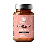 La vitamina D apoya la función muscular y los niveles normales de calcio en la sangre. Además, junto con la vitamina K2 MK7, ayuda a mantener los huesos en condiciones normales, lo que reduce el riesgo de caídas por debilidad muscular en personas mayores de 60 años, según la EFSA.