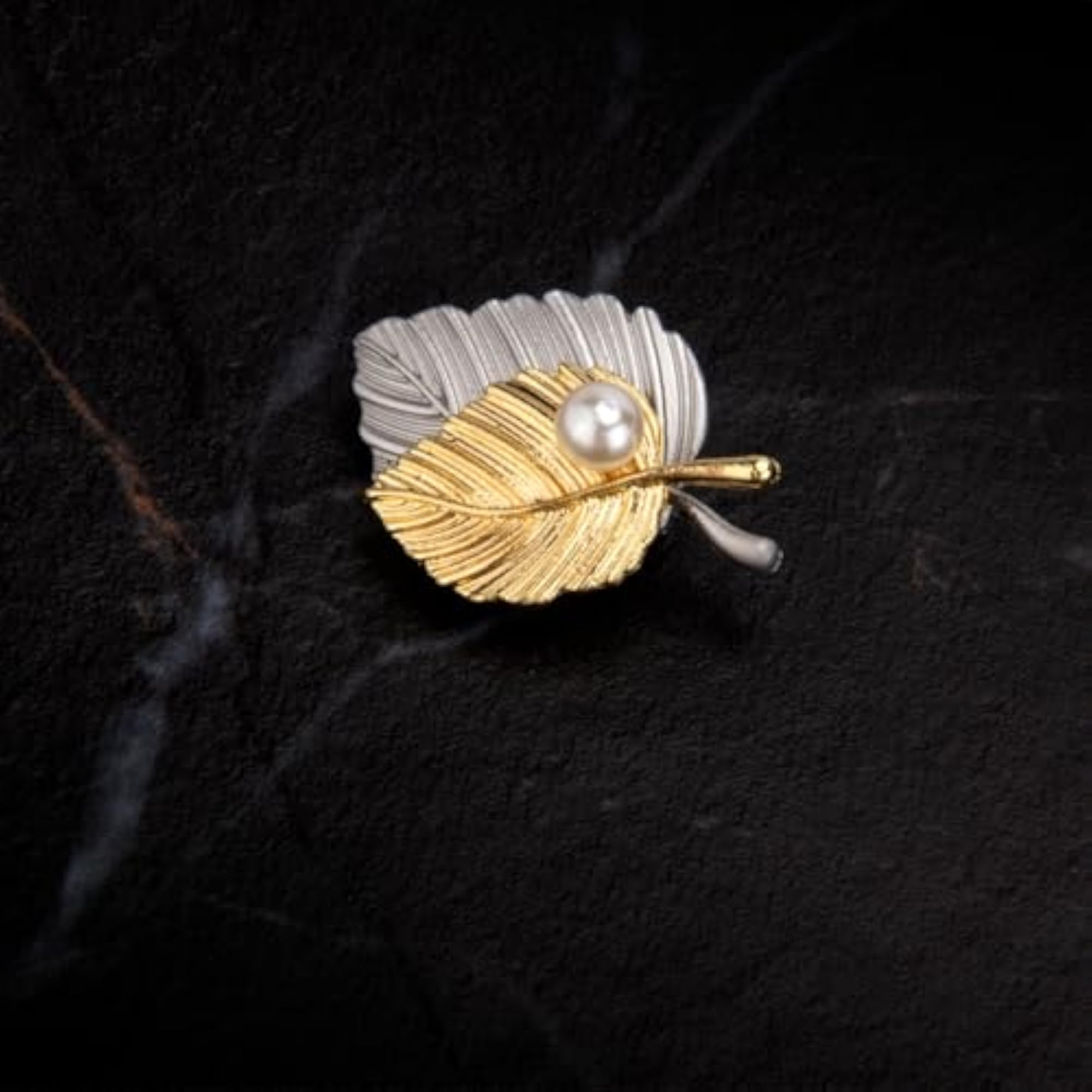 Maple Leaves with Pearl Lapel Pins Brooch in Box
