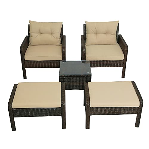 Juego de 5 muebles de mimbre de ratán de polietileno para exteriores, color marrón, incluye 2 sillas de sofá + 2 reposapiés otomanos + 1 mesa de cristal