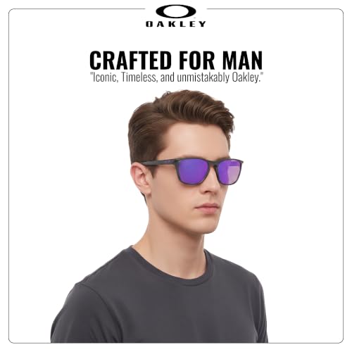 Image of Oakley MANORBURN OO9479 Square Shape Sunglasses With Official Eyewear Kit