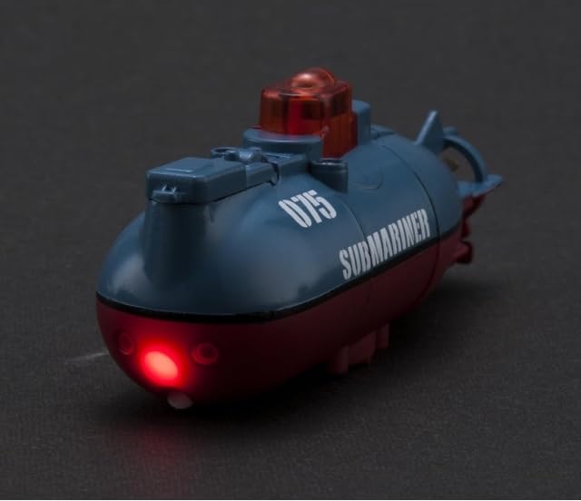 Amazon.co.jp: 絶版 超小型潜水艦 サブマリナー075 潜水艦