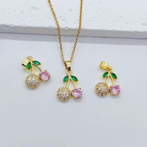 Micro-incrusté de cerises pour ce collier d'été haut de gamme aux détails raffinés