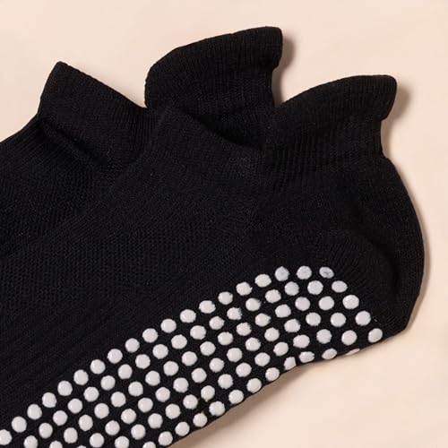 Amazon Essentials Women's Athletic Grip Ankle Socks, 4 Pairs3