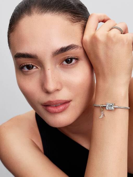 Abalorio PANDORA Moments compatible con ME en plata y oro bicolor 6