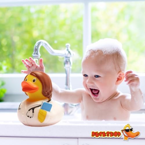 Duckshop I Badeente Ärztin inkl. Quietscheentchen-Schlüsselanhänger im Set I L8,5cm I Quietscheente I Geschenk für Mediziner I Präsent Sammler