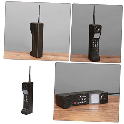Téléphone bureau fer vintage compact pour rompre la monotonie des espaces modernes