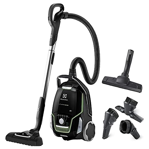 Electrolux UltraOne Green Dammsugare Modell EUOC9GREEN, Tyst, Allergifilter, Optimerat Luftflöde, Tillverkad av 70% Återvunnen Plast, 700W, Svart