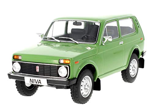 Preisvergleich Produktbild Modell 1:18 Lada Niva grün 1976 MCG 18111