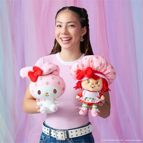 Hello Kitty and Friends - 8-Inch Strawberry Shortcake x My Melody Plush 2-Pack - Officially Licensed Sanrio Product from Jazwares - Ages 6+ - Image 2