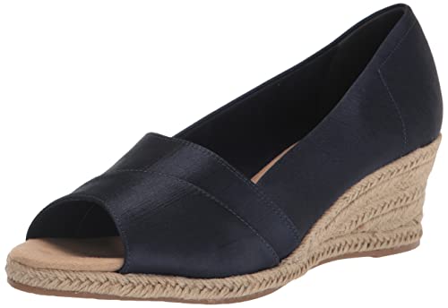 Easy Street Women's Jasper Wedge Sandal