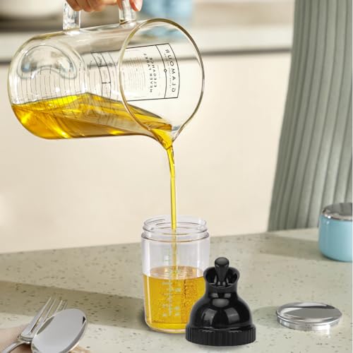 Lwuey Salad Dressing Shaker, 200ML Plastic Clear Measuring Bottle for Mixing Ranch Homemade Sauce Container BPA Free Dripless Pour PP Dispenser Leak Proof Sealed Spout Lid Home Kitchen Clean(Black)