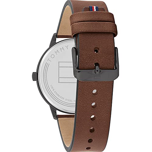 Tommy Hilfiger Analog Quarzuhr für Herren mit Braunes Lederarmband - 1791876 & Multi Zifferblatt Quarz Uhr für Herren mit Marinblaues Silikonarmband - 1791476