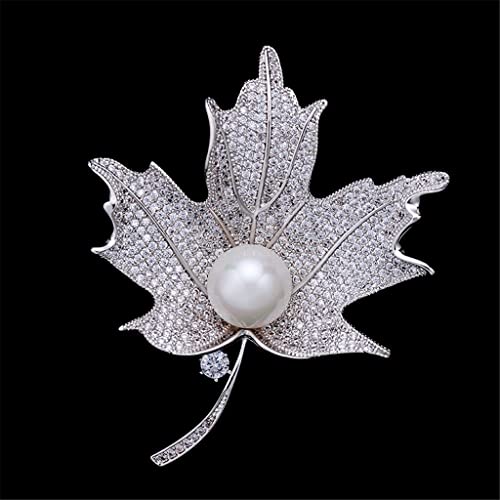 Broche en perles de fleur élégante et brillante pour sublimer vos pulls